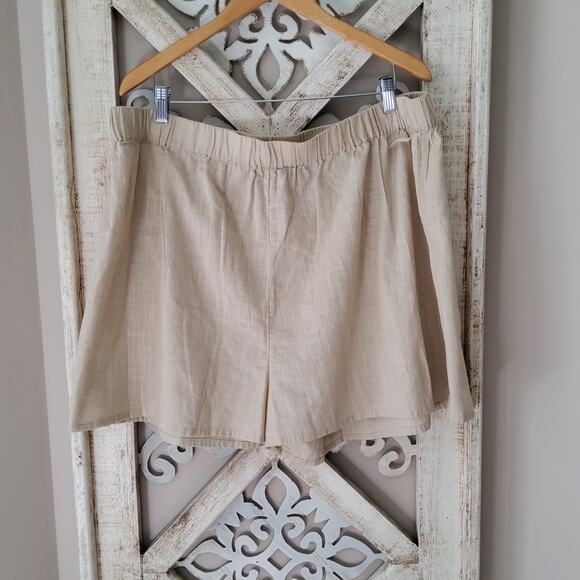ASOS Women's Curve Oversized Cotton Beach Shorts in Natural - Picture 1 of 7